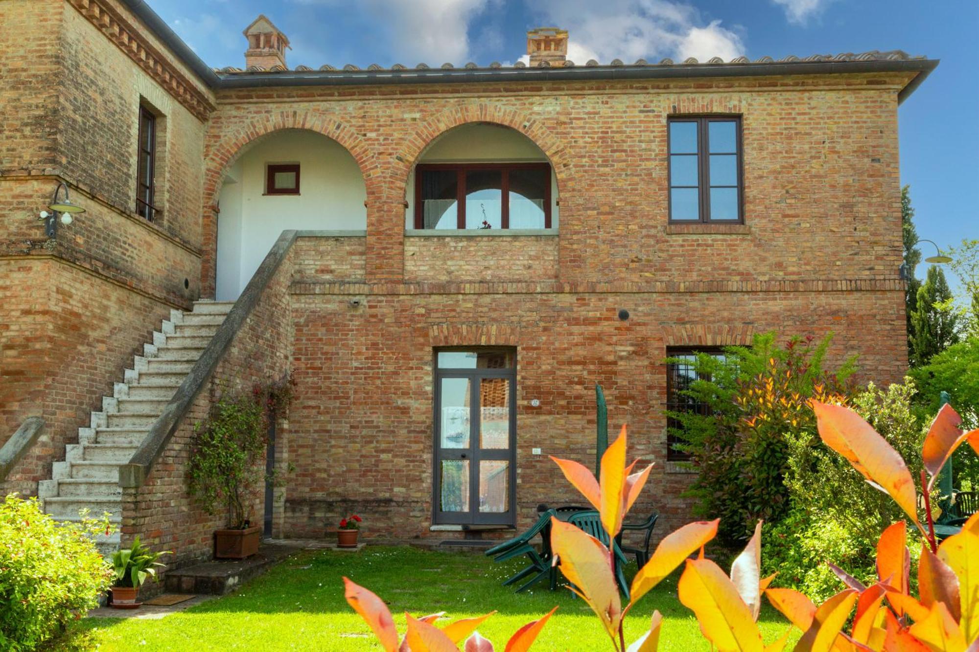 Casavacanze Vesta Isola d'Arbia ภายนอก รูปภาพ